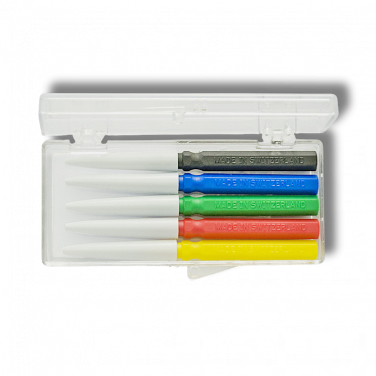 BERGEON - Assortiment de 5 pique-huile d'horloger, en coffret plastique