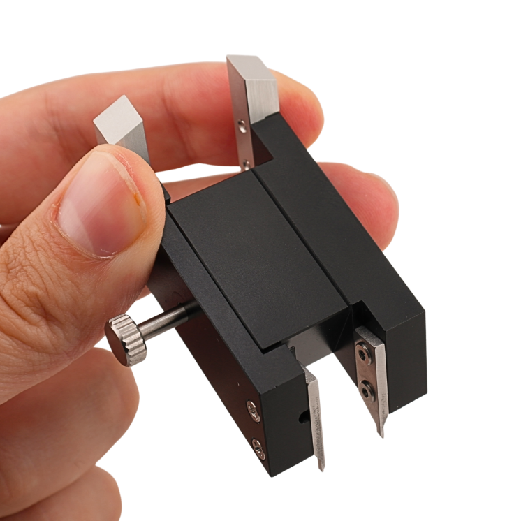 MV - Outil de précision pour poser et enlever les barrettes lors du changement de bracelet (MV1263.638)
